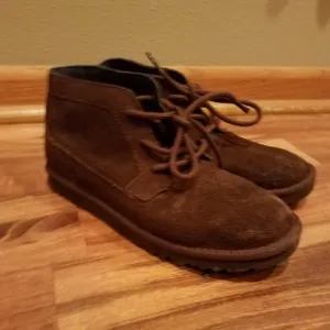 Ugg brown leather boots size big kids size 3