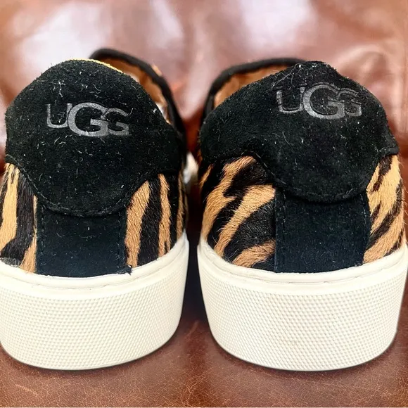 UGG Cahlvan Tiger Print Leather Fashion Statement Sneakers Size 9.5