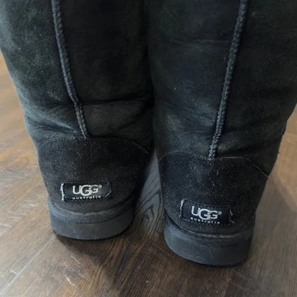 Ugg Classic Black Leather Tall Boots Size 8 Women