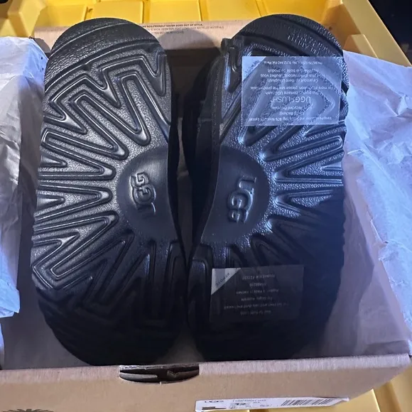 UGG Classic Boots in Box