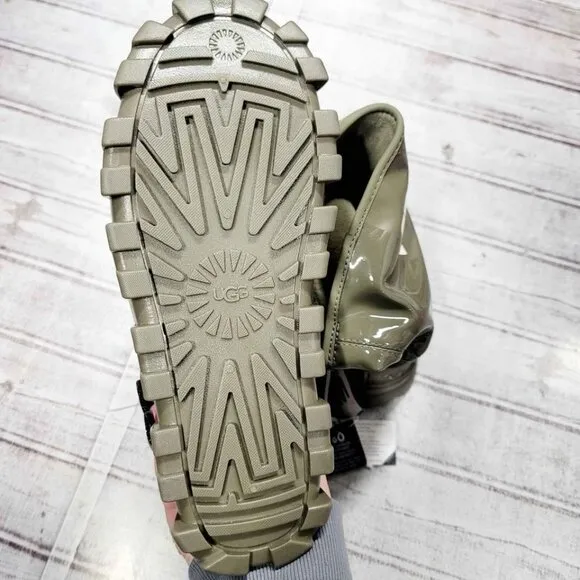 Ugg classic brellah mini boots. burnt olive green
