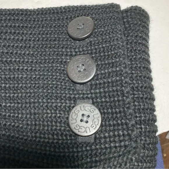 UGG Classic Cardigan Black Tall Knit Boots Sheepskin Women's Size 6