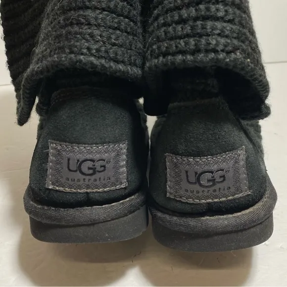 UGG Classic Cardigan Black Tall Knit Boots Sheepskin Women's Size 6