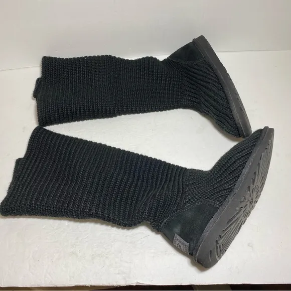 UGG Classic Cardigan Black Tall Knit Boots Sheepskin Women's Size 6