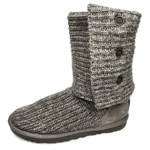 UGG Classic Cardigan Knit Boots in Gray size 8