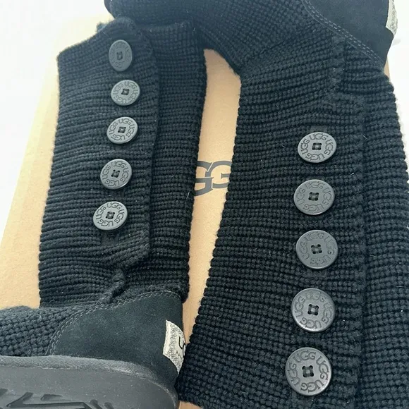 UGG Classic Cardy 5 Button Knit Tall Boots Sheepskin Lining Black Size 7