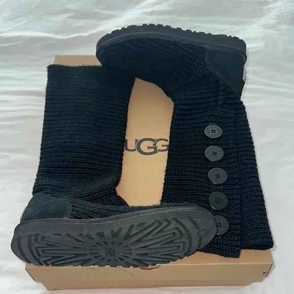 UGG Classic Cardy 5 Button Knit Tall Boots Sheepskin Lining Black Size 7