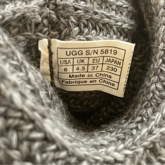 UGG Classic Cardy  Boots Size 6