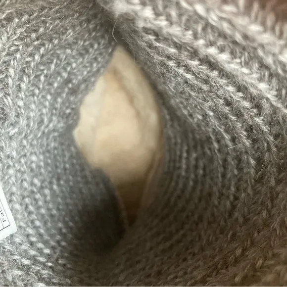UGG Classic Cardy  Boots Size 6