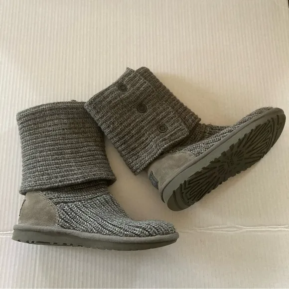 UGG Classic Cardy  Boots Size 6