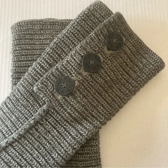 UGG Classic Cardy  Boots Size 6