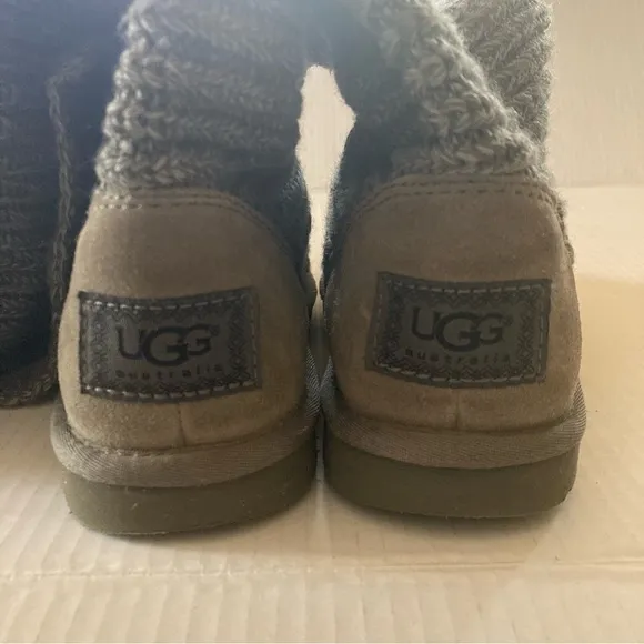 UGG Classic Cardy  Boots Size 6