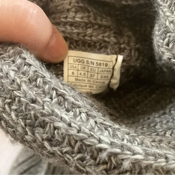 UGG Classic Cardy  Boots Size 6