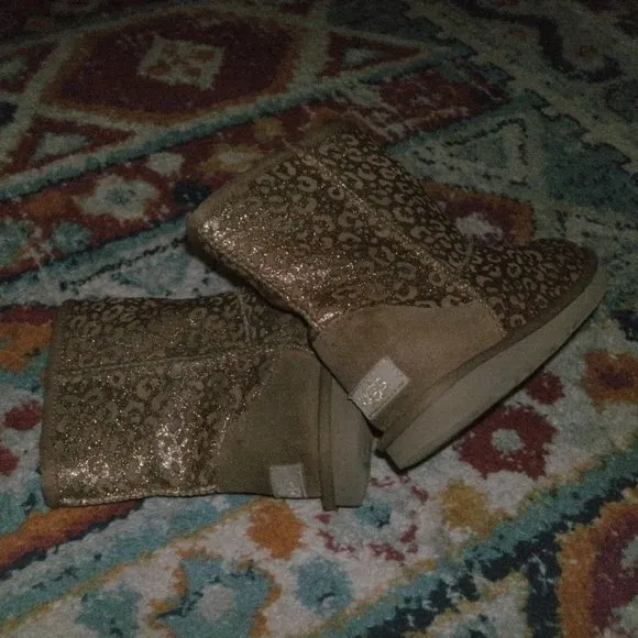 UGG Classic Chestnut Brown Glitter Leopard Print Boots 1112388K girls size 5
