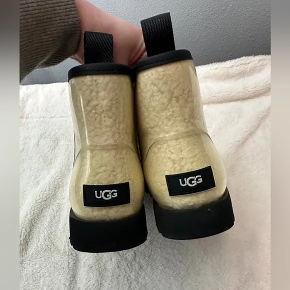 Ugg classic clear mini boot
