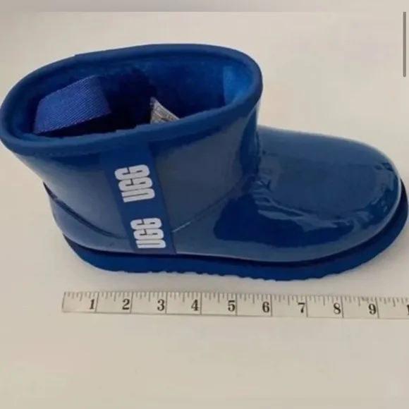 UGG Classic Clear Mini II Kids Boots