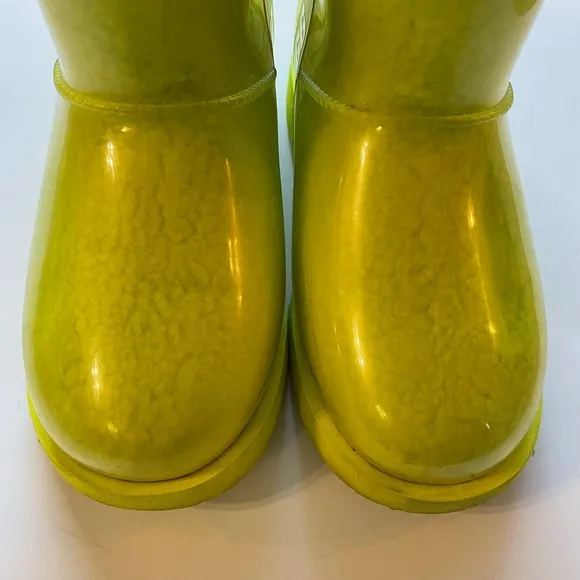 UGG Classic Clear Mini Waterproof Boots