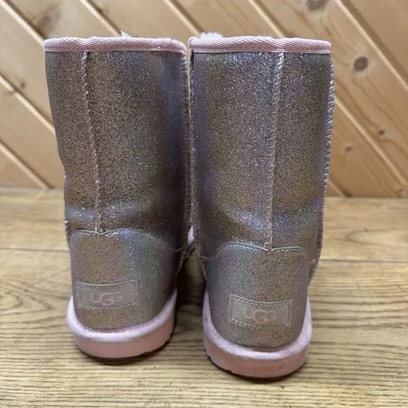 Ugg Classic II Metallic Glitter Pink Boots 6 Kids‎ Rainbow Glitter 1130784K EUC