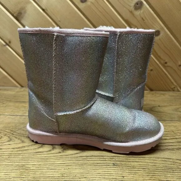 Ugg Classic II Metallic Glitter Pink Boots 6 Kids‎ Rainbow Glitter 1130784K EUC
