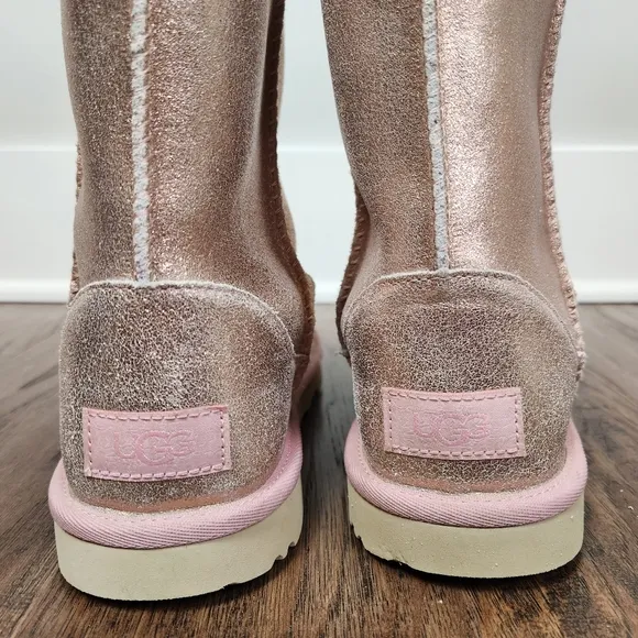 UGG Classic II Metallic Pink kid's boots