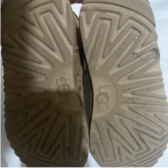 UGG Classic Mini Il Stars