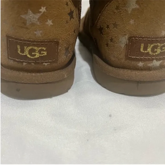 UGG Classic Mini Il Stars
