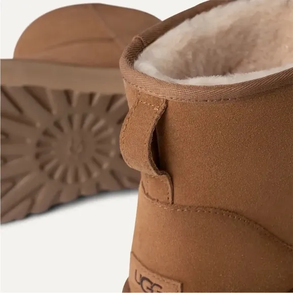 UGG Classic Mini Platform Boots Ankle Booties