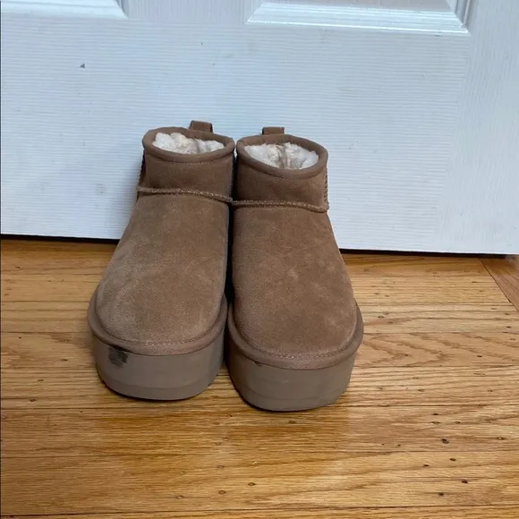 UGG Classic Mini Platform Boots Ankle Booties
