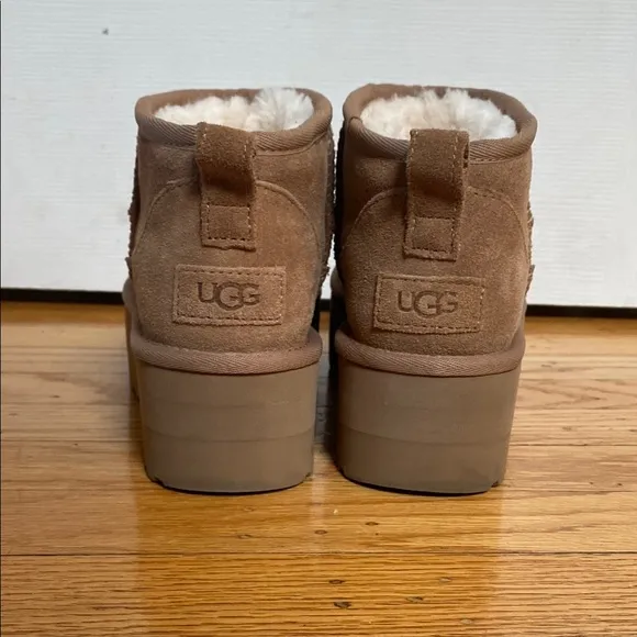 UGG Classic Mini Platform Boots Ankle Booties