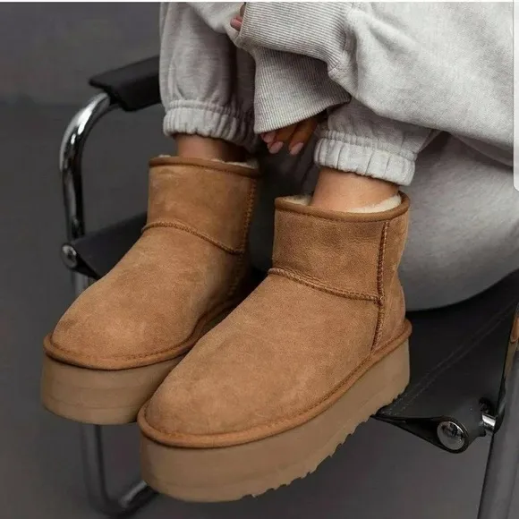 UGG Classic Mini Platform Boots