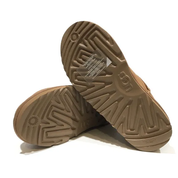 UGG CLASSIC MINI SCATTER GRAPHIC BOOTS -CHESTNUT SUEDE -KIDS US 5 -NEW