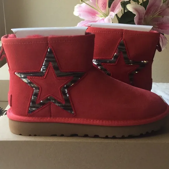 🌟UGG CLASSIC MINI STAR🌟NWT