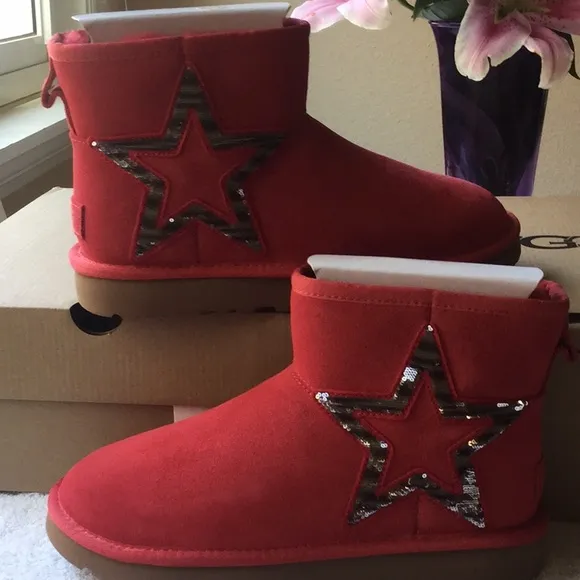 🌟UGG CLASSIC MINI STAR🌟NWT