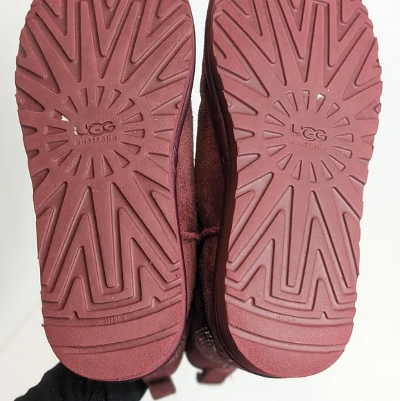 UGG Classic mini with Chrystal bowe