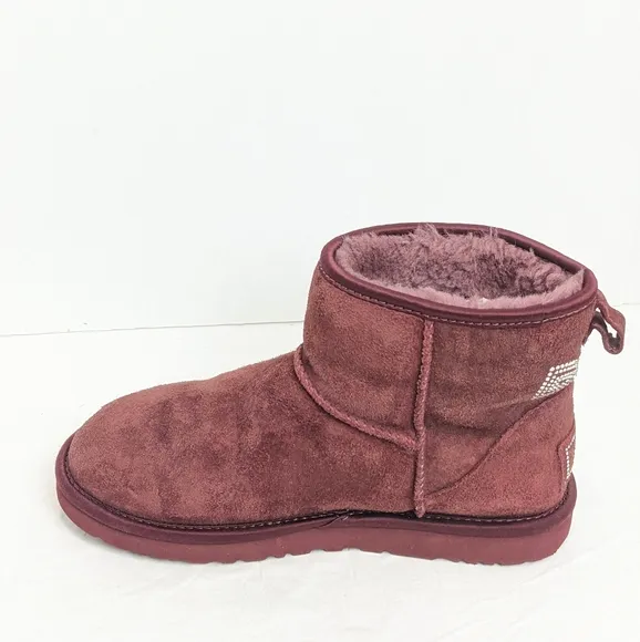 UGG Classic mini with Chrystal bowe