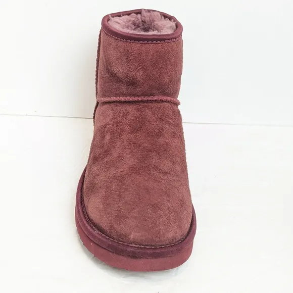 UGG Classic mini with Chrystal bowe