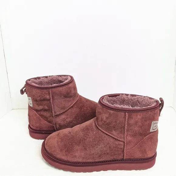 UGG Classic mini with Chrystal bowe