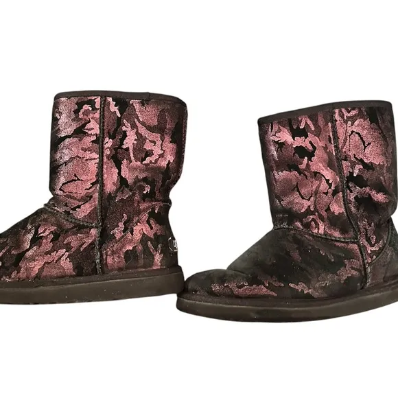 Ugg Classic Short Purple Metallic Camo Boots Size 7