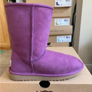 UGG CLASSIC SHORT PURPLE WOODE VIOLET BOOTS WOMENS 5