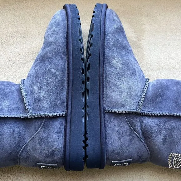 UGG Classic Short Swarovski Crystal Bow Boot Blue Suede Women 6 Sheepskin Cozy