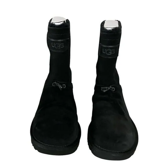 UGG CLASSIC SHORT TOGGLER BLACK SUEDE SHEEPSKIN WOMEN'S BOOTS SIZe US 9 EU 40NEW