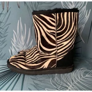 UGG Classic Short Exotic Zebra Print Shearling Sheepskin CALF HAIR Boots sz 6