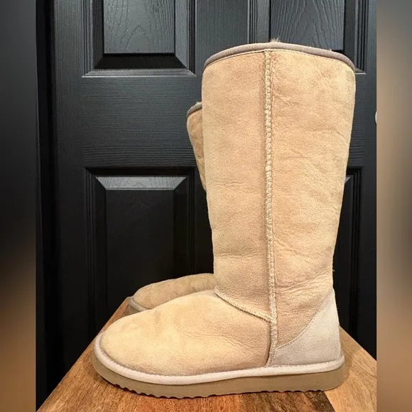UGG classic tall Boots Sand 9