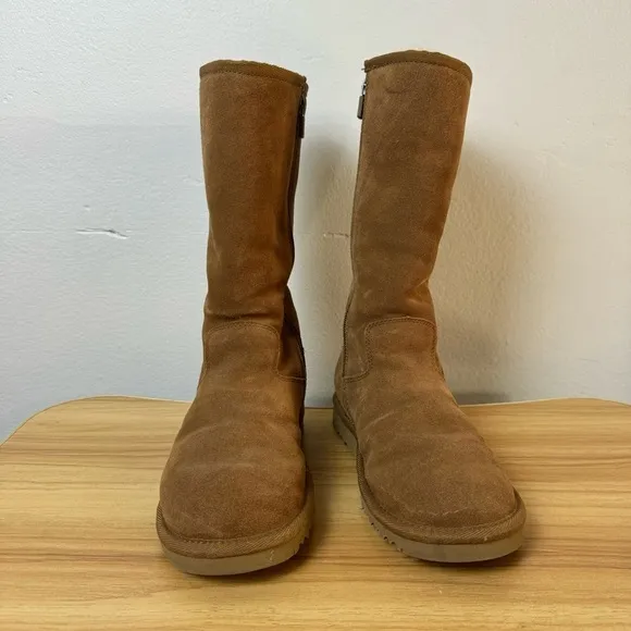 UGG Classic Tall Full Zipper Chestnut Suede Upper 100% Authentic Sz 3
