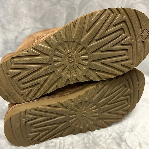 UGG Classic Tall II Boots Size 7