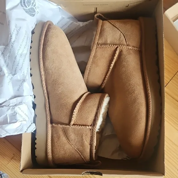 UGG Classic Tan Sheepskin Boots
