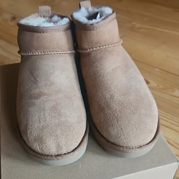 UGG Classic Tan Sheepskin Boots