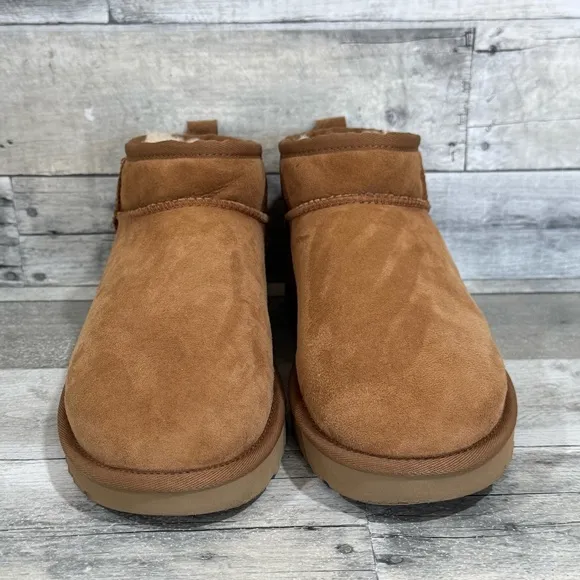 UGG Classic Ultra Mini Boots - Chestnut - Sz - 9 .US Women’s