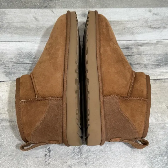 UGG Classic Ultra Mini Boots - Chestnut - Sz - 9 .US Women’s