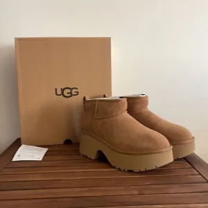 UGG Classic Ultra Mini New Heights Boots Chestnut Women Size 10